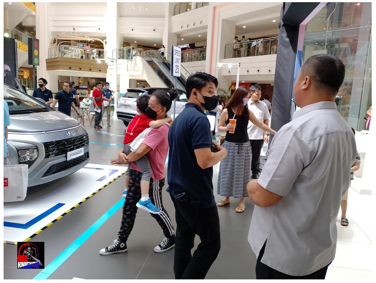 redknightsph's tweet photo. Our bouncers from Hyundai/Roblox Event at the Glorietta Activity Center. #hyundai #RedKnights #Bouncers https://t.co/tehTePClZE