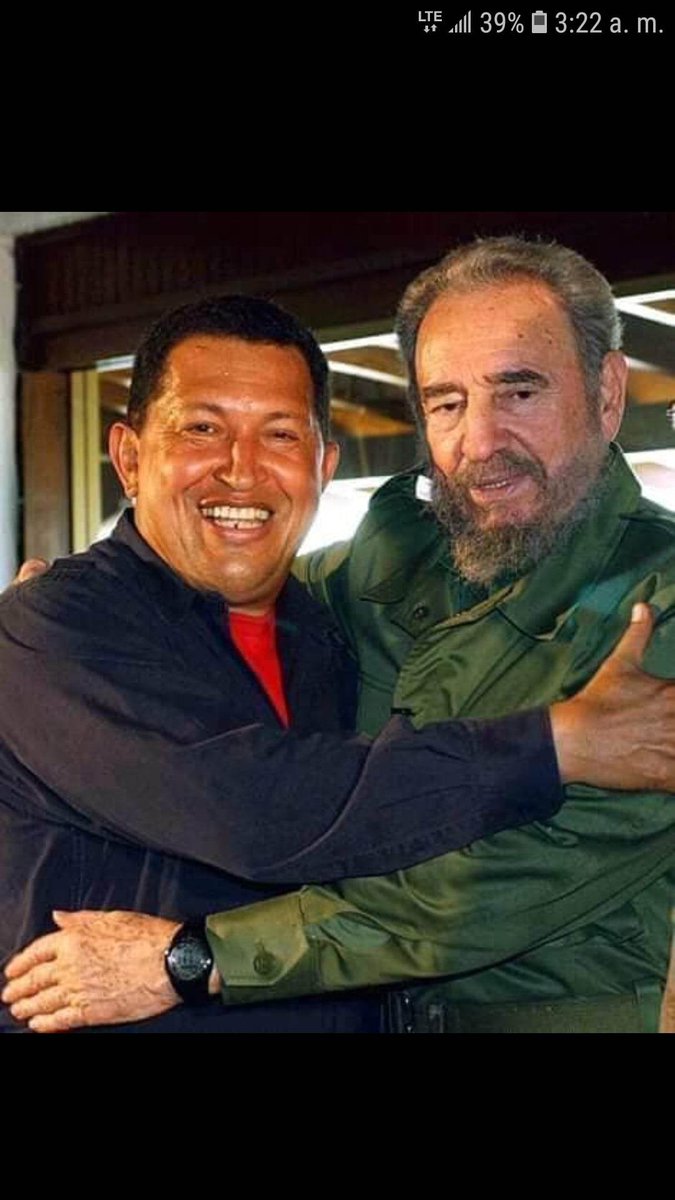 MariaMa16469939's tweet photo. El líder de la Revolución cubana, General de Ejército Raúl Castro Ruz, llagó este sábado a Venezuela para participar en el Encurntro Mundial por la vigencia del pensamiento bolivariano del Comandante Hugo Chávez Frías. #CubaEsAmor 🤗 @DiazCanelB @DrRobertoMOjeda @PabloGomez14960 https://t.co/rM0tZAUxt3