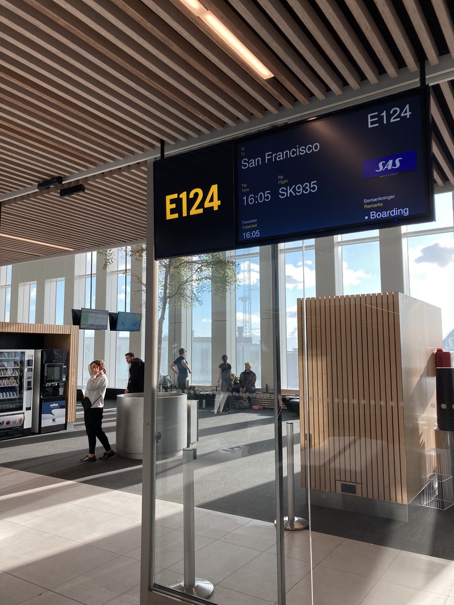 silta_hq's tweet photo. Here comes S23, SF! 🛫 https://t.co/1BqpeoyOU7