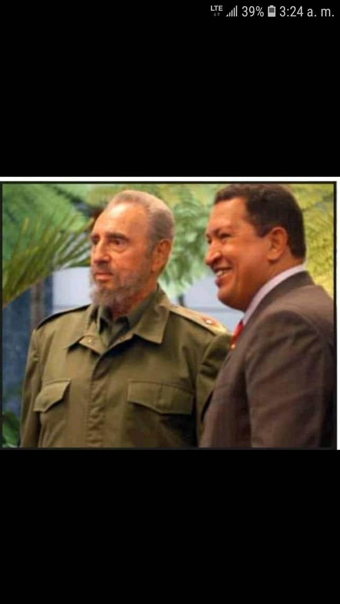 MariaMa16469939's tweet photo. El líder de la Revolución cubana, General de Ejército Raúl Castro Ruz, llagó este sábado a Venezuela para participar en el Encurntro Mundial por la vigencia del pensamiento bolivariano del Comandante Hugo Chávez Frías. #CubaEsAmor 🤗 @DiazCanelB @DrRobertoMOjeda @PabloGomez14960 https://t.co/rM0tZAUxt3