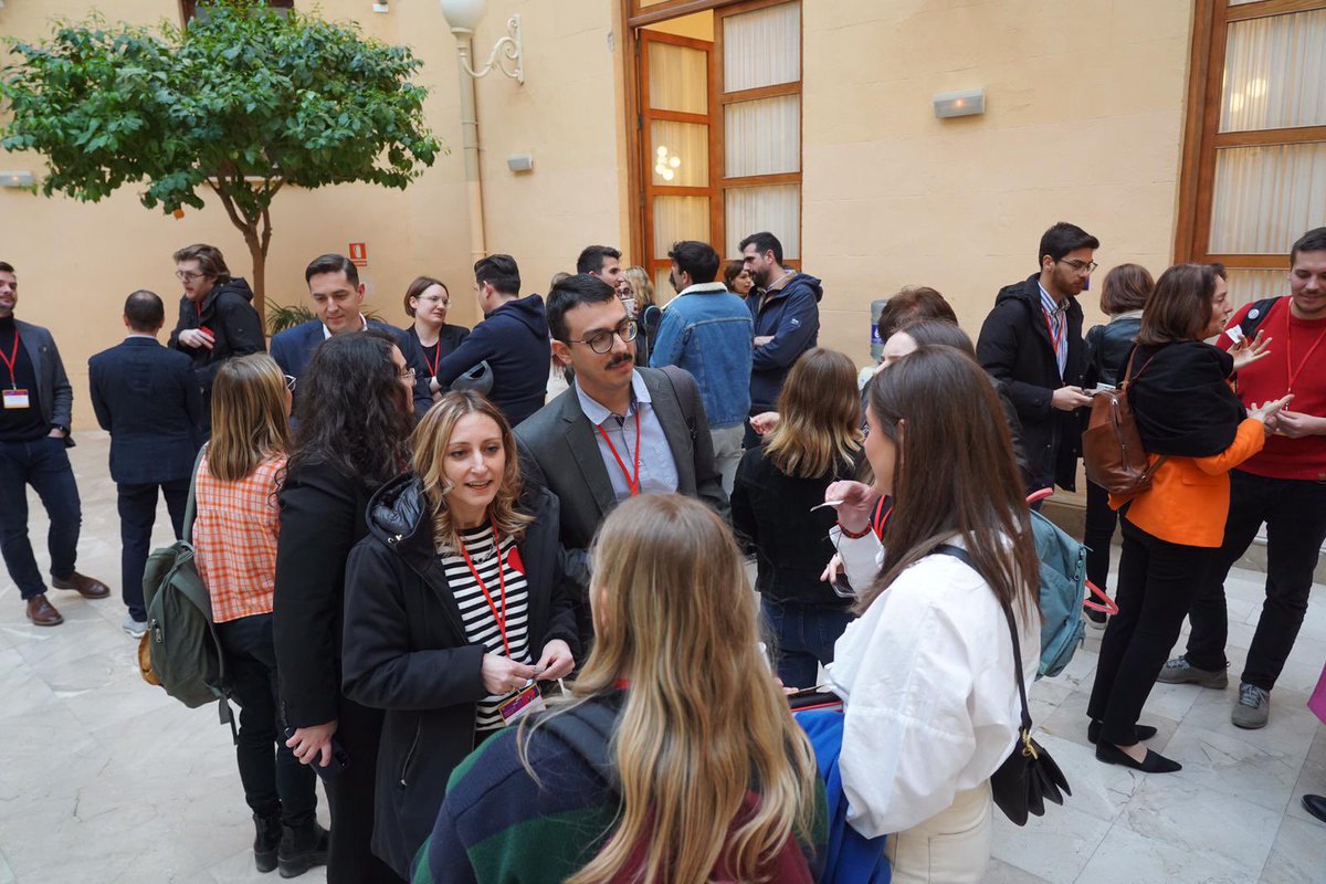 I was honoured to attend the @PES_PSE #ProgressivesSpeakUp school in Valencia as part of the @youngfabians delegations alongside @rosannajackson_ @TinaBhartwas. 
It was a fantastic few days of discussing solutions to gender based violence with young elected representatives.