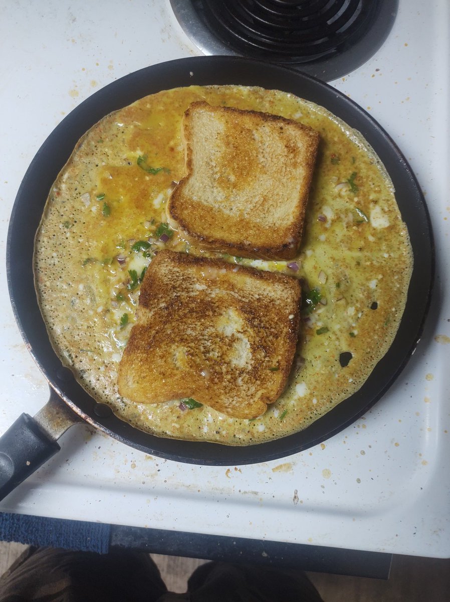 TheodRRRe's tweet photo. #breadomlette chef t bag https://t.co/UriSn8qoZA