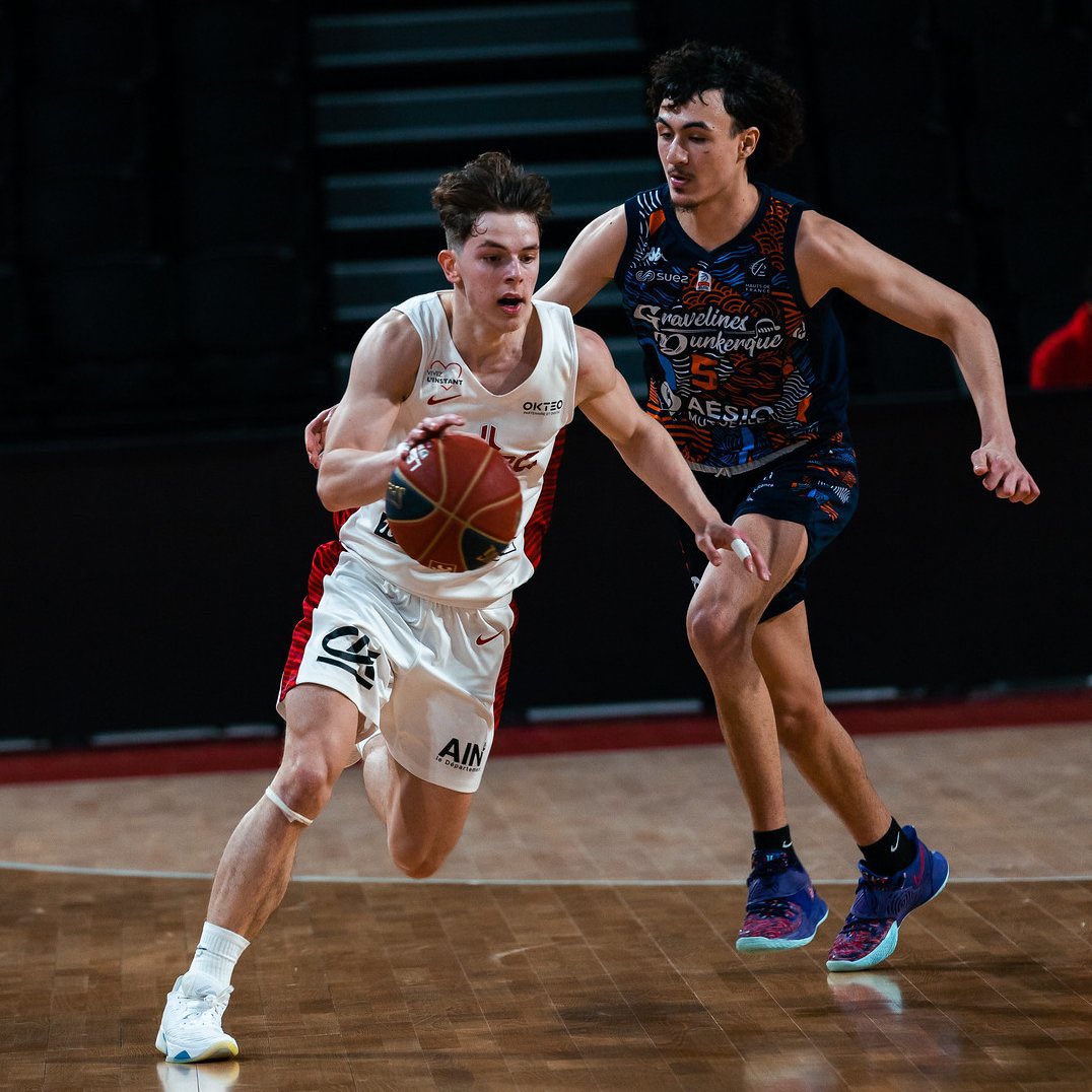 🌧️ Pluie de triple double en Espoirs : Elian Benitez (JL Bourg) et Noah Manet (ASVEL) se régalent.

⚡️Guillaume Grotzinger (SLUC Nancy) a aussi été à la fête contre le Paris Basketball, la semaine dernière.

➡️ bebasket.fr/pluie-de-tripl…