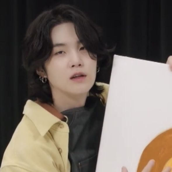 hourIysuga's tweet photo. https://t.co/I7dN4lzQ5z