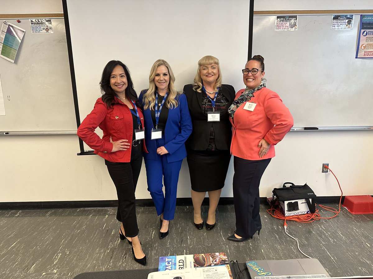DrRenaeBryant's tweet photo. Honor 2 facilitate 2 sessions w/ @margieacsa @HeidiBaker_Te & @kimi_mac @ 8th Annual @ACSARegion16 Women n Ldrshp Summit & learn from/w/ so many phenomenal ldrs; share tips 4 belonging, supporting & empowering ea other. #ASCA16 #WIL #SuptChat @sandraescartin #SisterCircleLWF https://t.co/49GcDCoNNp