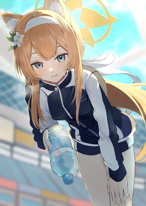 「gym uniform water bottle」 illustration images(Latest)