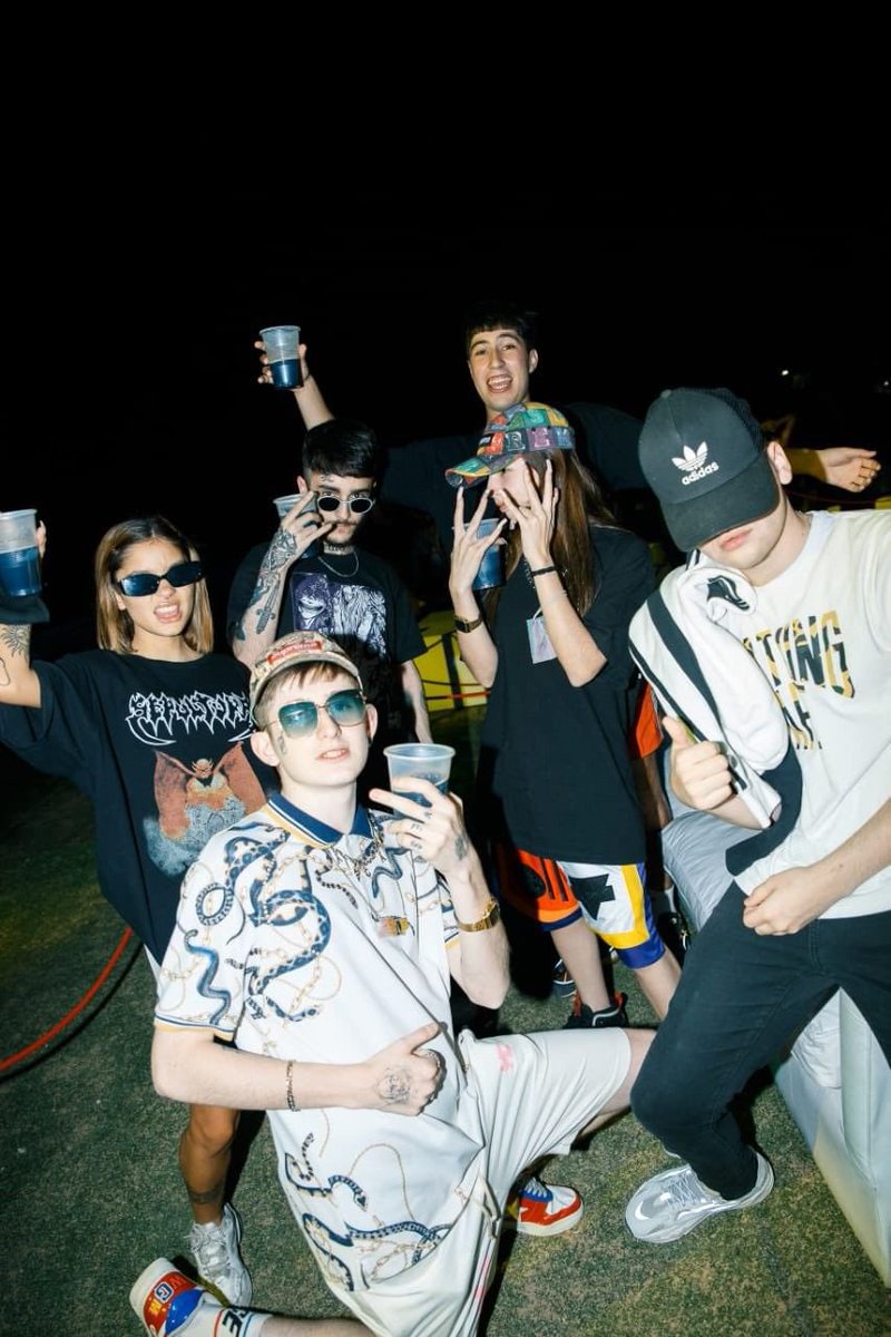 peedroxdd's tweet photo. ripgang es la odd future argentina¿? https://t.co/z3wcXeINUQ