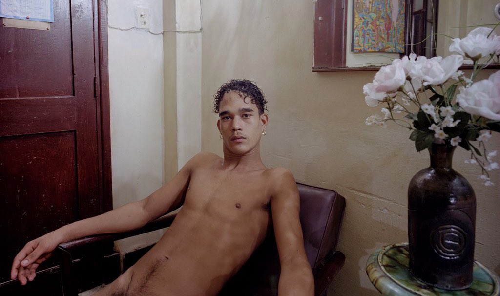 fashionfaguette's tweet photo. love stories, cuba by kobi israel https://t.co/x8lwPvurMH
