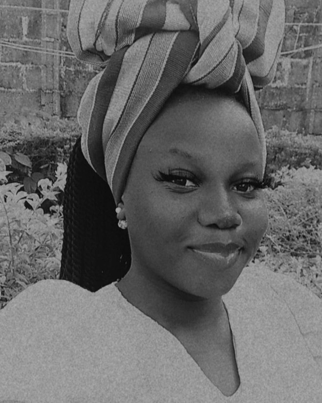 thedamola_x's tweet photo. Updating My Media 'Cos It's Thanksgiving Sunday π₯°!
PS : It's Always Better in Black & White βΊοΈ!
By the way, Gele tying is gradually becoming easy peezy for me πβ€οΈ...
#tradsunday https://t.co/WUVIOSSEo8