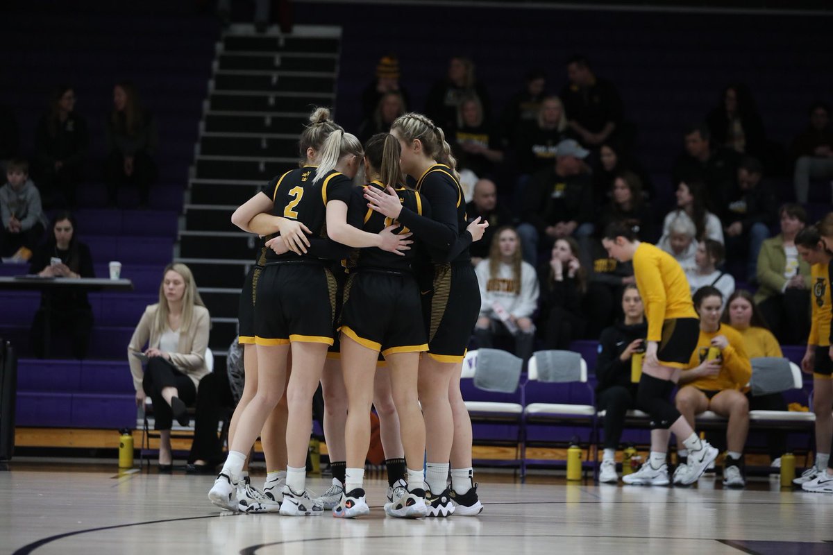 Not the result we wanted but proud of the run and this group. 13 strong through thick and thin.