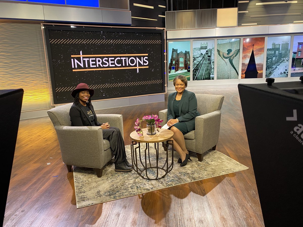 OGCooking's tweet image. Tune in today at 11:30am ⁦@TheCW⁩ for another episode of Intersections as we celebrate Women’s History Month. Great conversations with lovely ladies. ⁦@KDKA⁩ ⁦@MarimbaMillion⁩ ⁦@Olaholah55⁩ #pittsburgh #neighborhood #community #conversations #women’smonth