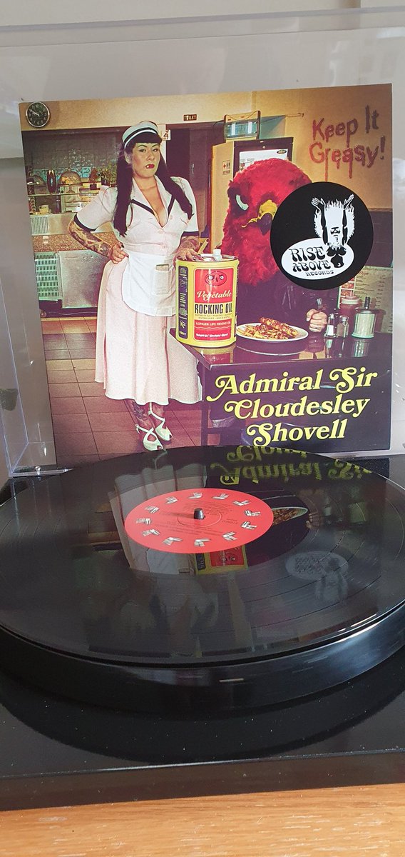 bigeuzi's tweet image. #SundaySpins #AdmiralSirCloudesleyShovell #KeepItGreasy #vinylcollection #HeavyMetal #Psych