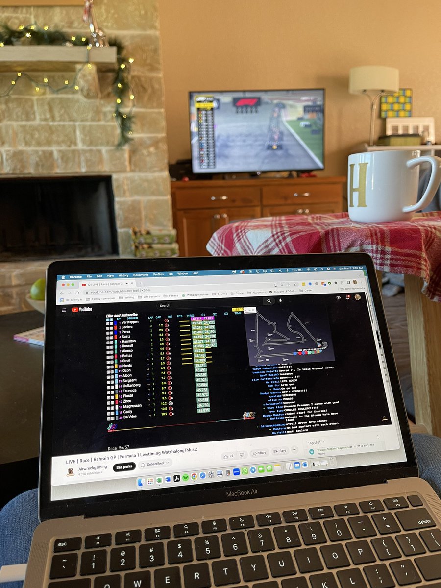 @F1 #BahrainGP underway with #AirWreckGaming and @SkySportsF1 @ESPNF1 @HEB coffee and… 2 jelly donuts from Daily Donuts in @cityofkerrville #KerrvilleTX