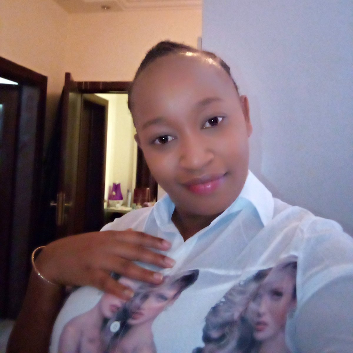anny_gitari tweet picture