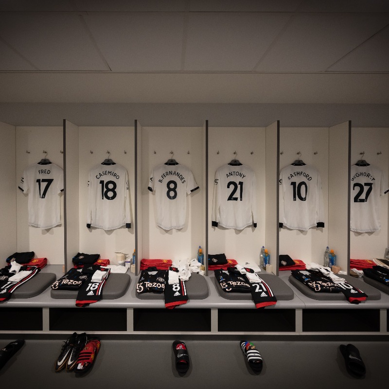 ManUtd's tweet photo. 📣 BRING ON UNITED! 📣

#MUFC || #LIVMUN