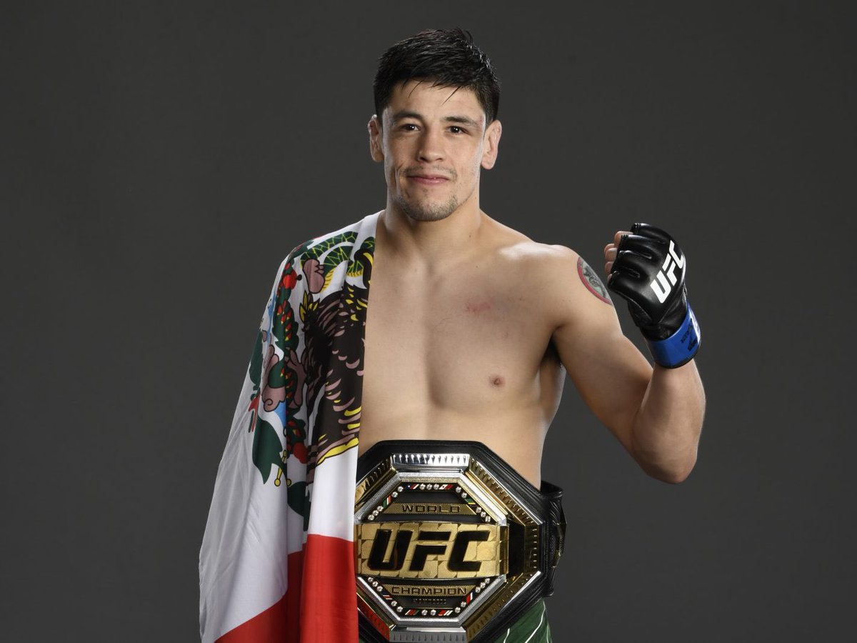 gio__palace's tweet photo. Mexicans taking over UFC 2023 https://t.co/WRpvnRuoHF