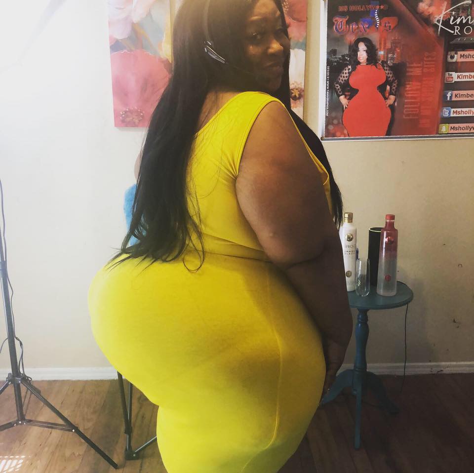 Mzhollyhoodtexs's tweet photo. happy sundays https://t.co/rEB7M675dE