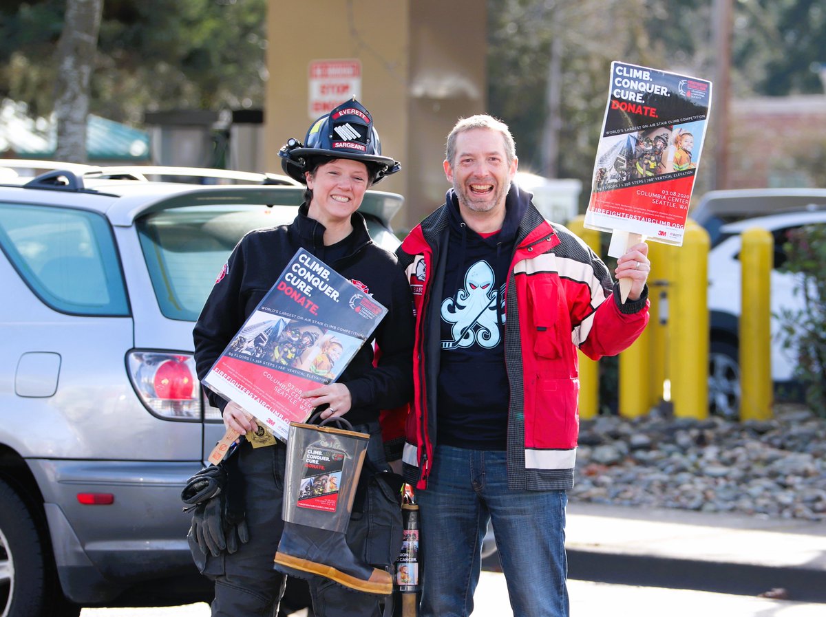 MyEverettNews's tweet photo. Only 2 hours left to stop by Costco near Silver Lake in south #Everett and donate to @FFclimb with @IAFFLocal46 @EverettFire and their families! https://t.co/FQWGONKt2E