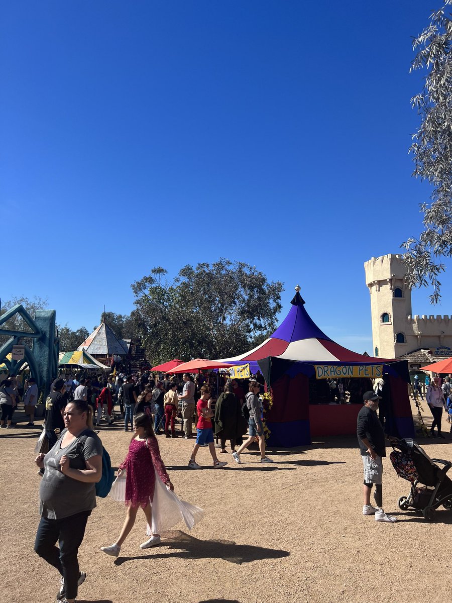 Had a fantastic time yesterday at the @azrenfest yesterday. It’s been a couple years since we went, but they upgraded a great deal

Way better beer
Cleaned up and painted
Lots of new foods
New vendors
Kept the awesome stuff

Well done!