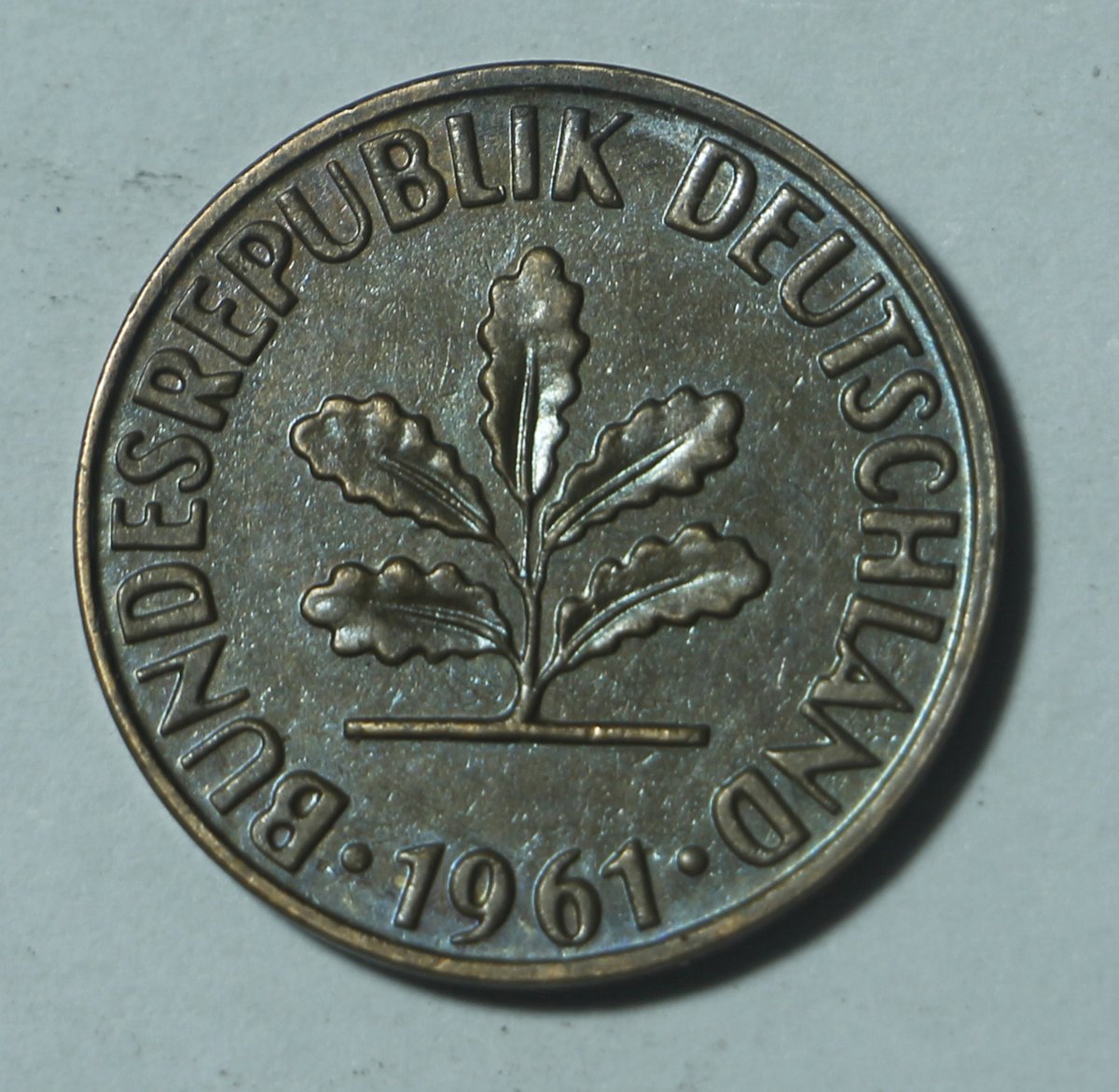 authentic_coins's tweet photo. FOR SALE: 1961 2 Pfennig J Bundesrepublik Deutschland
GET HERE: 👇
https://t.co/ab2qKxYPKJ
#1961coin #zweipfennig #bundesrepublikdeutschlandcoin #germanycoin #2pfennig #deutschemünzen #rarecoin #rarecoinsforsale
#auction #coinforsale #coinslot #worldcoins #coinsstore #coins https://t.co/kahqIcoHWA