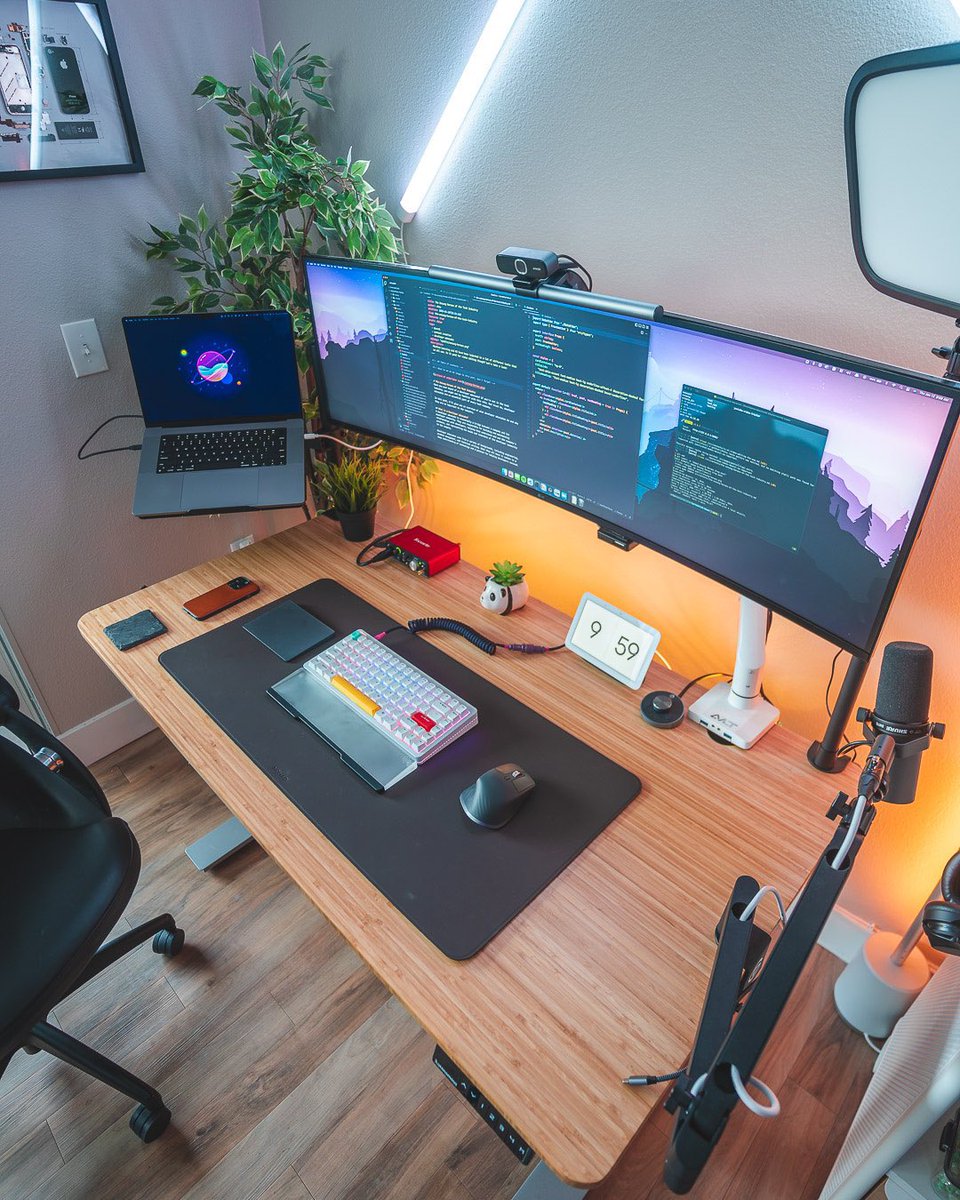 Fatai_py's tweet image. Please where can I get this monitor in Nigeria? My budget is N12,800. I’ll pay for delivery.