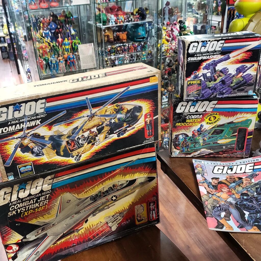 FarpointToys's tweet photo. Just in!
MIB Vintage GI Joe!
#gijoe #skystriker #mib #yojoe #80stoys #arah #vintageactionfigures #FromRetroToRightNow #nostalgineers #farpointtoys https://t.co/WiS9kPfdEj https://t.co/tNBl6zeFHJ