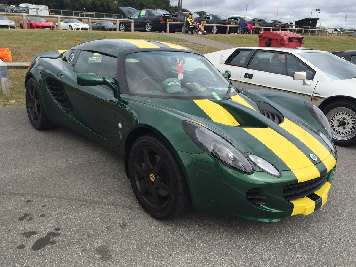 jameselmer73's tweet image. Hi Harry. @harrym_vids Great episode from the Silverstone auction! I owned the Elise Type 25, in 2016, that sold there. A lovely example, and fetched strong money. I bought the Jadi model that then went with the car when I sold it and good to hear all the bits sold with the car.