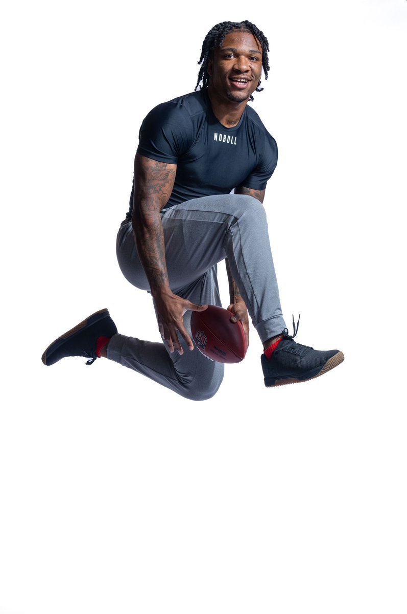 GVOaant's tweet photo. First, I want to thank God for everything He’s done in my life. Without Him, none of this would be possible. I would also like to thank the @NFL and everyone involved with the combine for helping me live out one of my childhood dreams. Thanks for the memories, to be continued! https://t.co/xzzvgo2jnD