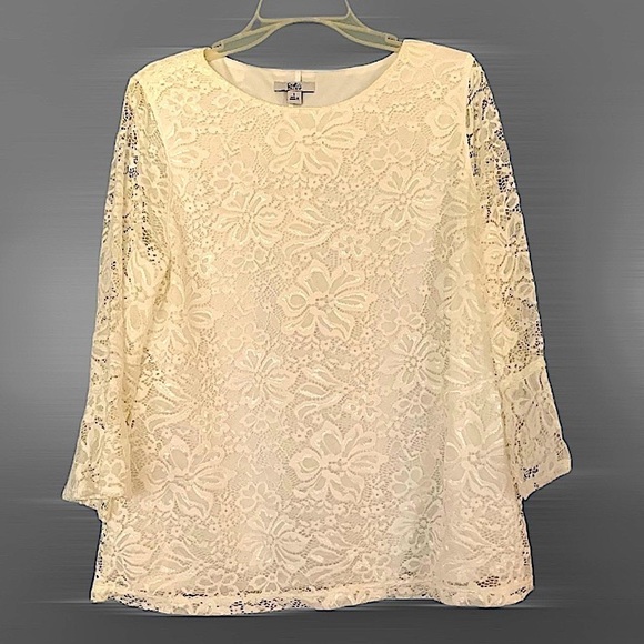 TBT_poshmark's tweet photo. So good I had to share! Check out all the items I'm loving on @Poshmarkapp from @denakedize1 #poshmark #fashion #style #shopmycloset #chicos #croftbarrow: https://t.co/qfNzRWfHeI https://t.co/FyfRSx8O2s