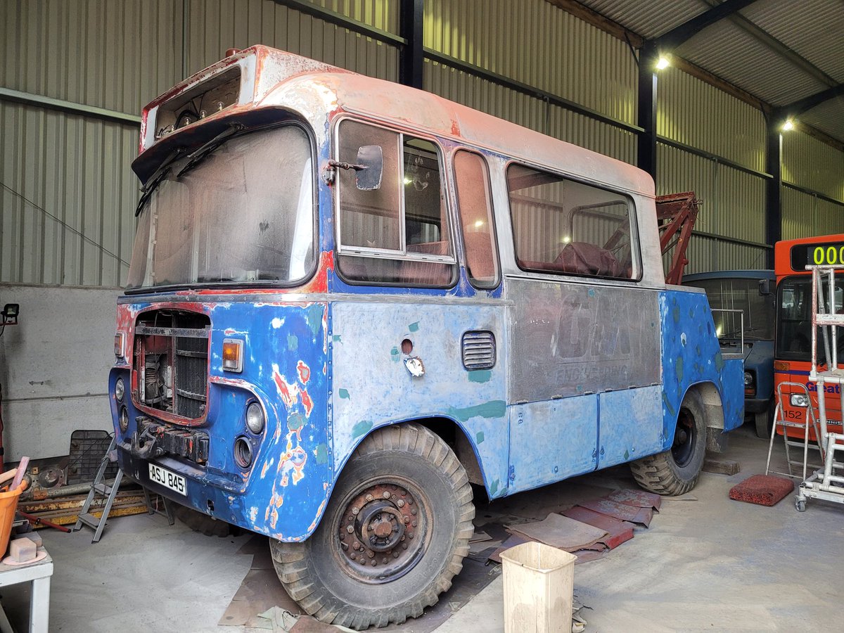 SELNECPS's tweet photo. It's not just buses we like to get to grips with in this group! We managed to awake our coachpainter from his slumber to start work prepping our former North Western AEC Matador tow wagon to have it ready and shiny for the North Western 100 event @MoTGM in April! https://t.co/2CBNXo0qtx