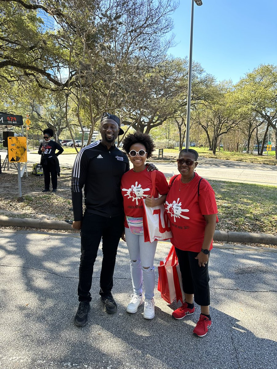 Angela McGee tweet media