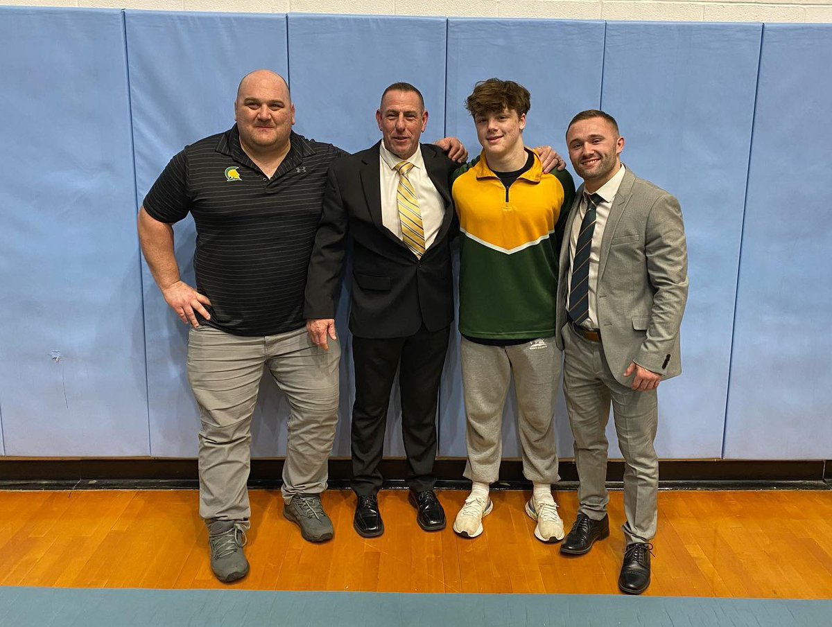 🔰Luke Spoor ‘25 is your 2023 DELAWARE STATE CHAMPION at 165lbs.—becoming @SaintMarksHS’s 92nd Individual State Champ!🥇Luke earned his 51st win as a soph. in the finals (his 87th HS career win) to cap off a stellar season.
✅Delcastle Champ..
✅Conference Champ..
✅STATE CHAMP‼️