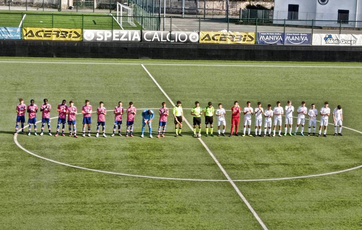 GiovaniBN's tweet photo. ✅ #Juventus, tris dell'#Under15 di Mr. Benesperi in campionato: 3-0 allo #Spezia firmato #Repciuc, #Kaba e #Borasio.
➡️ https://t.co/Zx9EPjW0Nk https://t.co/UZxo6bkKbX