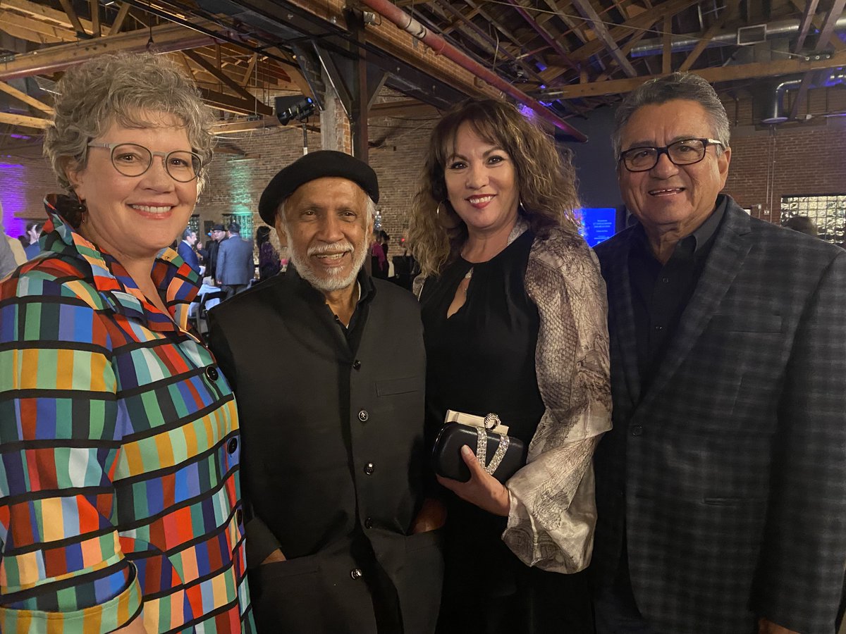 ADonovanRDF's tweet photo. It was great to attend Colores de @xicoinc last night @RazaFund with community leaders Governor @katiehobbs, @azhcc President @AZHCCMonica , @AZFoundation President @AnnaMariaChavez and our esteemed Board Chair @DanielROrtegaJr https://t.co/qWwaSSxeNL