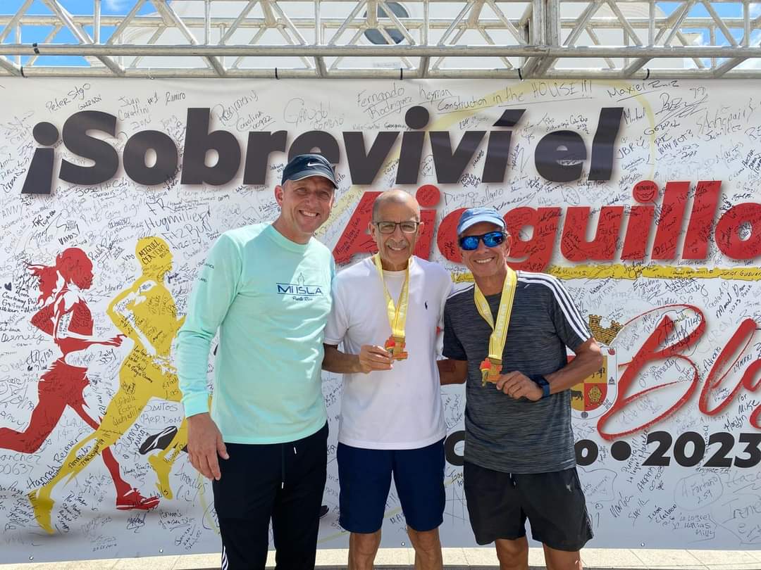betitoalcalde's tweet photo. ¡Con esfuerzo y dedicación todo es posible! Hoy completé el Medio Maratón San Blas en Coamo, donde atletas de más de diez países participaron de la edición número 61 de esta retante carrera. Por medio del deporte y la recreación seguiré promoviendo un #ToaBajaSaludable. https://t.co/zMYbq1lVPD