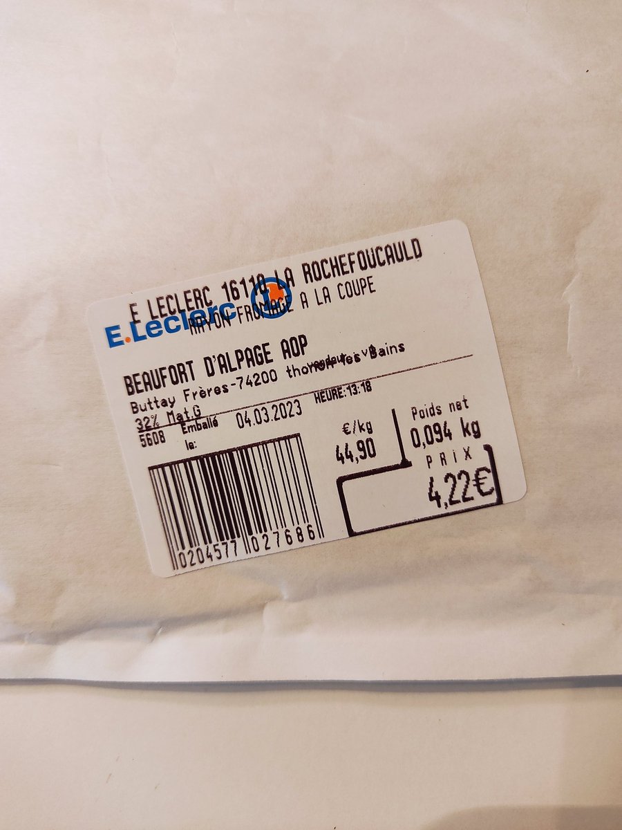 chris_robinet's tweet image. Aller @Leclerc_MEL et @Leclerc, encore un petit effort. Bientôt, le kilo de fromage sera à 50 euros ! Et combien dans la poche du producteur ? Vive l&apos;#inflation
