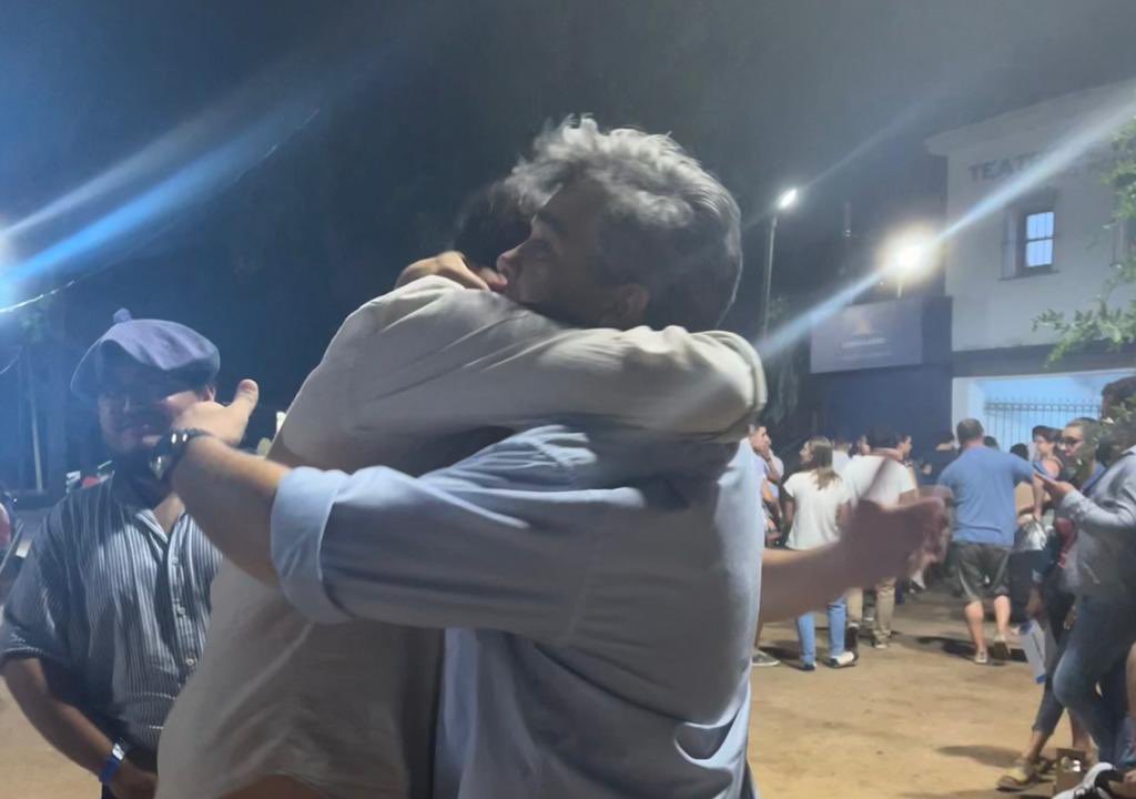 JuanAbdala02's tweet photo. Rodeado de grandes compañeros de todo el país de @juventudalianza, ayer tuve el honor de asumir como Director del @PNacionalJoven. Eternamente agradecido con los compañeros que prestaron la confianza. La orden es de no aflojar. https://t.co/imRaH5EYE5