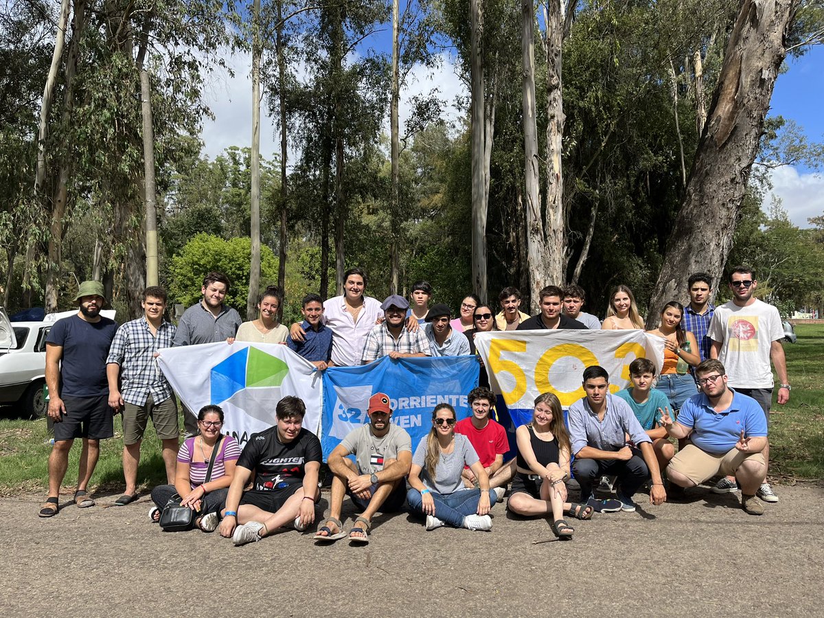 JuanAbdala02's tweet photo. Rodeado de grandes compañeros de todo el país de @juventudalianza, ayer tuve el honor de asumir como Director del @PNacionalJoven. Eternamente agradecido con los compañeros que prestaron la confianza. La orden es de no aflojar. https://t.co/imRaH5EYE5