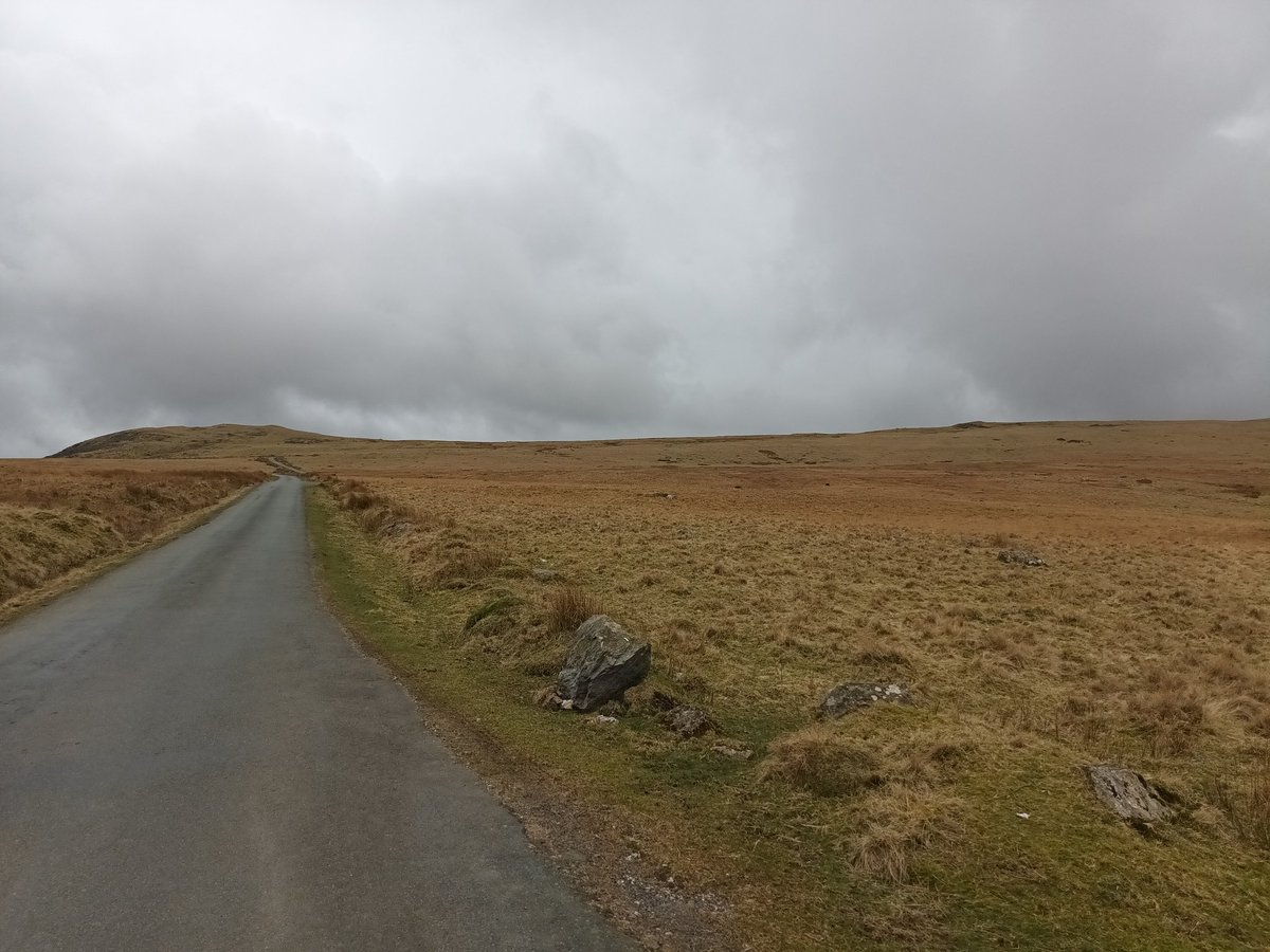 marcusbloor86's tweet photo. My office this morning. #Calderfell #LNT #Lakedistrict #roadsidelitter https://t.co/EfcC8zgYWH