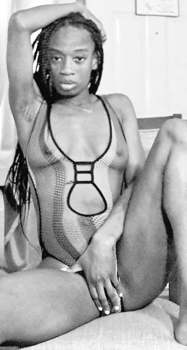 Humm how are you doing today ? I would like some help  https://t.co/9D6ZFvNM9e https://t.co/MUESHJlf