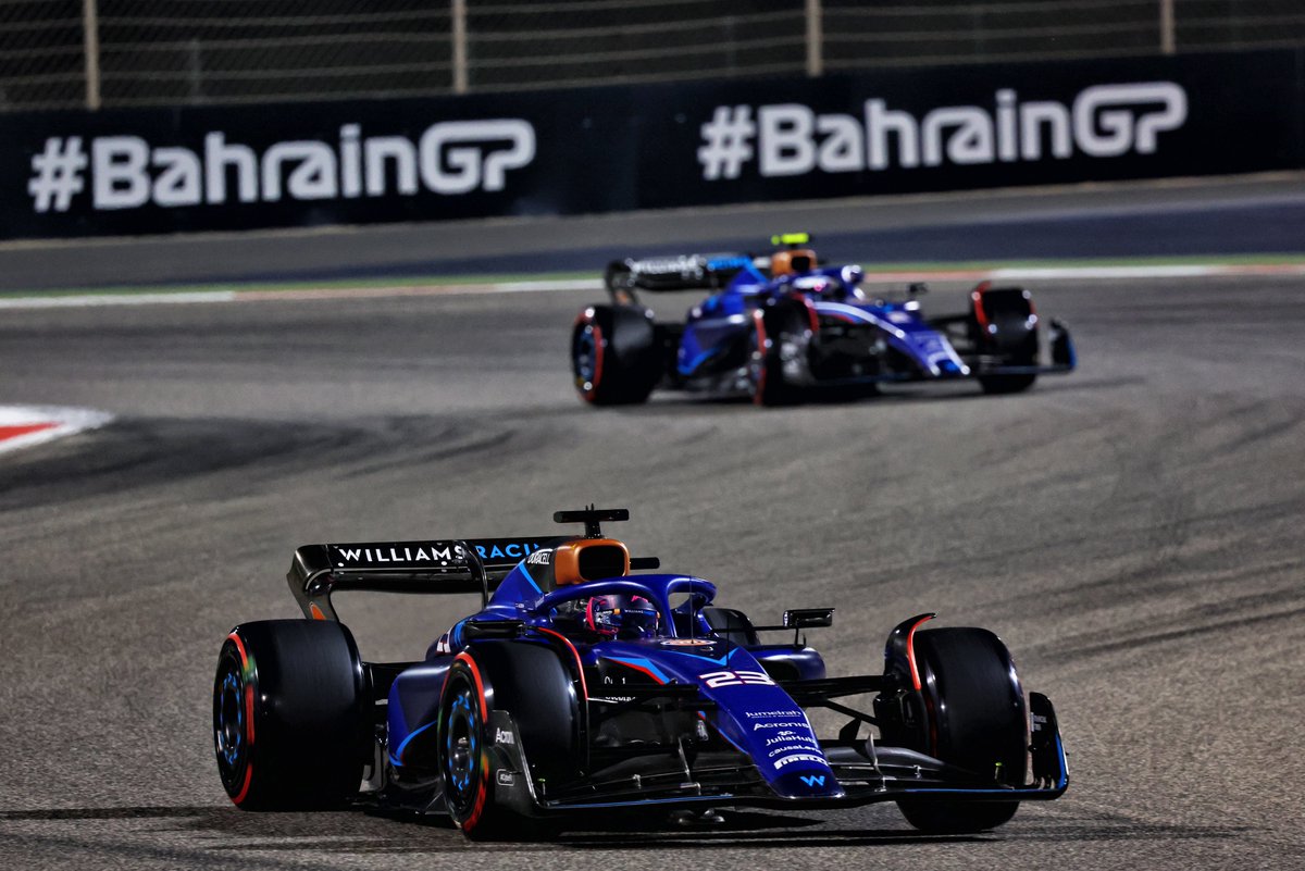 ALBONO BRINGS A POINT HOME IN ROUND ONE!!! YESSSS!!! #WeAreWilliams #BahrainGP 🇧🇭