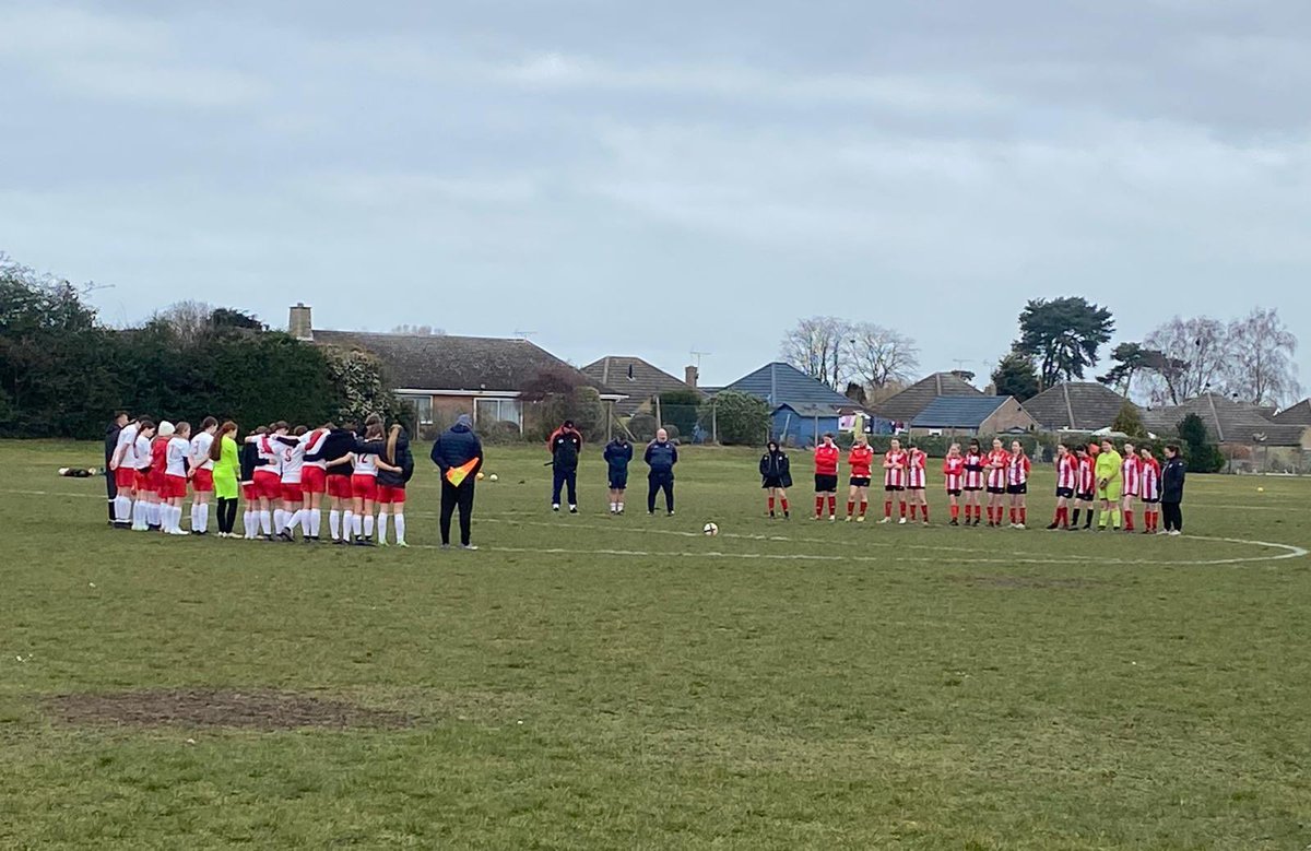 A moment of reflection across teams at our club, in memory of Michael Palmer. Many of our players were coached by Michael in our Hykeham Town days. 🤍

Our thoughts go out to his family and team mates at this incredibly sad time. 💛