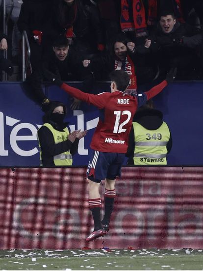 waliidlm's tweet photo. Bueno estábamos Jugando con 9 ahora con el cambio de Ansu Fati por Marcos Alonso volvemos a ser 10, La próxima temporada espero que Xavi ponga a Abde de titular en vez de Ansu o Ferran aunque ya sabemos quiénes son los mimados del Barcelona... https://t.co/mnHW2i5Zj7