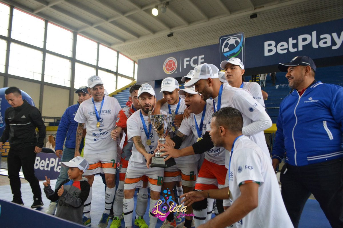 realantioquia's tweet photo. Otro logro para nuestro Club, Campeones de la Superliga Betplay contra @LEONESDENARINO.
Tres Ligas ⭐️⭐️⭐️ y Dos Superligas 🏆🏆, nos mantienen en el camino para representar de la mejor manera  a Apartadó, nuestro Departamento y a Colombia en la Copa Libertadores 2023. https://t.co/VgmdMmr8mJ