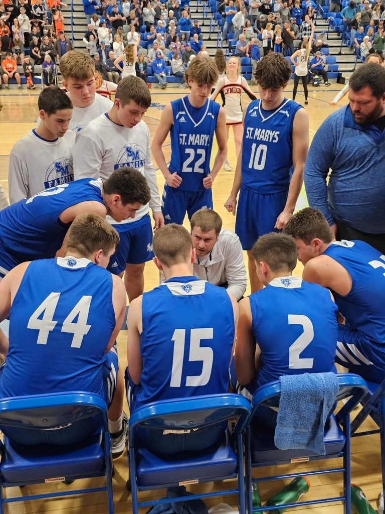 SMJSHSBearsKS's tweet image. Coach Will Spradling picked up his 100th win last night in the substate championship game! In his 6 years at SM the boys basketball team has won three league titles, played in 5 sub state championship games, and made the final four and state championship game!