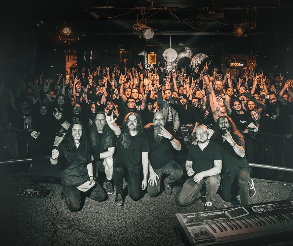 Istanbul! Last night's show was a unique ceremony full of beautiful moments, true feelings and friends.
#doommetal #saturnus #doomdeath #doom #doomovertheworld #thelighthousesession #nevergiveup 
📸: Burak Tu Padre