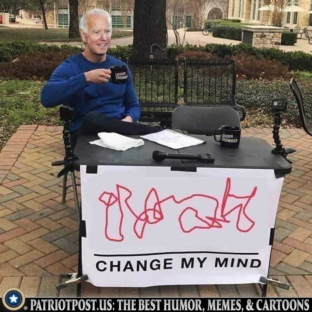 SoWarrior's tweet photo. #bidendementia #clownsinthewhitehouse https://t.co/lOkxoRBtD1