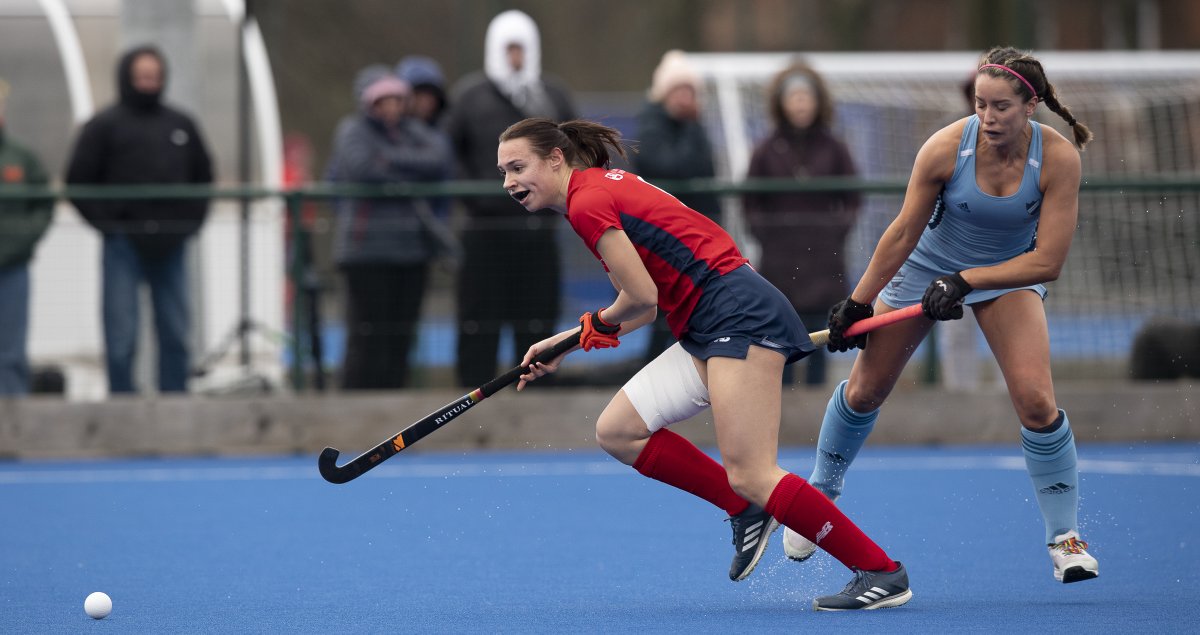 lawrencemking's tweet photo. Women's @englandhockey @vitaility_uk Premier League - Phase 2 - deciding weekend 05.03.23 @uobhc1 secured their position in the Premier Division finals 8 against @ReadingHCLadies 1s with a 3-2 home win. https://t.co/IydeEImo2K