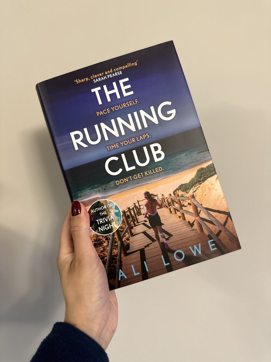 mrscookesbooks's tweet photo. Ahh this running, thriller reader’s heart skipped a beat when she received #TheRunningClub by @aliloweauthor 👏🏽
Thank you so much lovely @AlainnaGeorgiou @HodderFiction for sending this - I can’t wait to read it 🙌🏽
Coming this month 🙌🏽 https://t.co/f5qN2dyrNK
