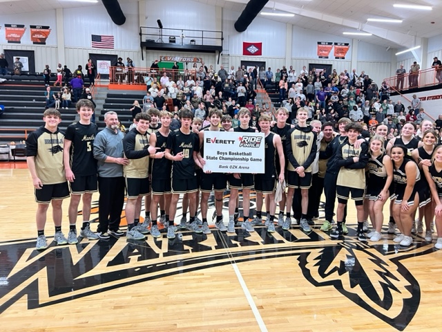 ArkActAssn's tweet photo. A pair of No. 3 seeds from the 3A state tournament wrap up championship weekend!

Bergman hasn't won a title since 1953. Manila hasn't won a title since 1962. One of those droughts will end Saturday night in Hot Springs. https://t.co/91ojCdF4KU
